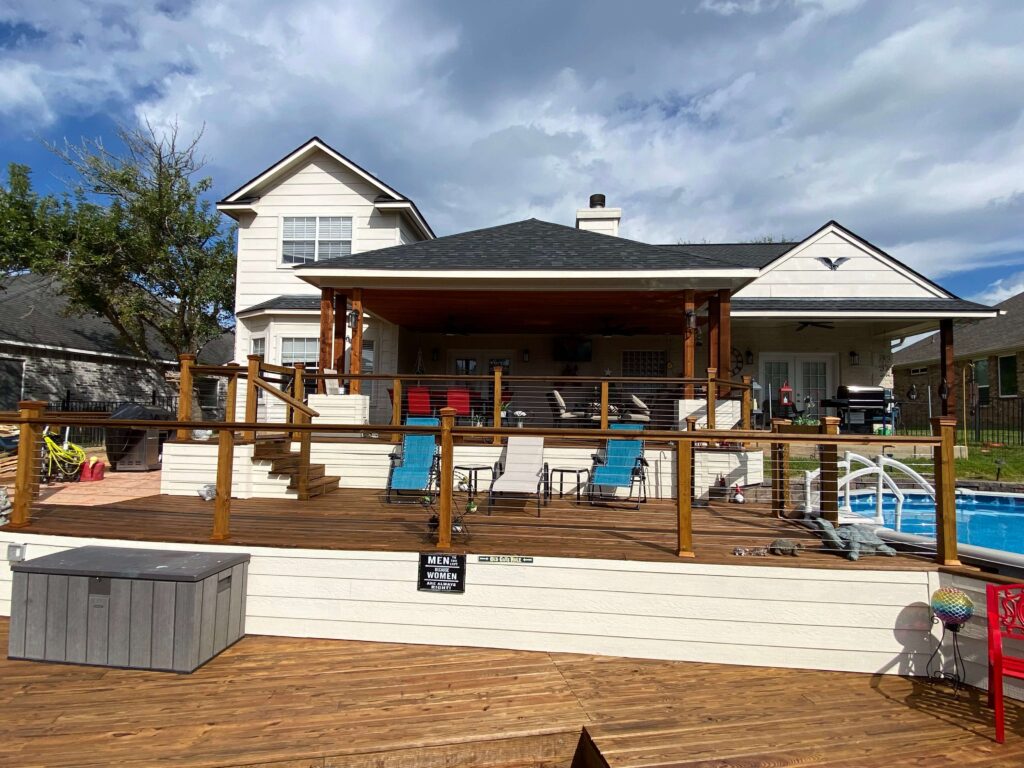 Increasing the Value of Your Home with a Custom Deck