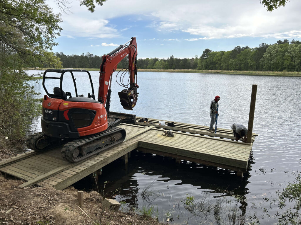 Saltwater vs. Freshwater Dock Maintenance Key Differences for Houston Waterfronts